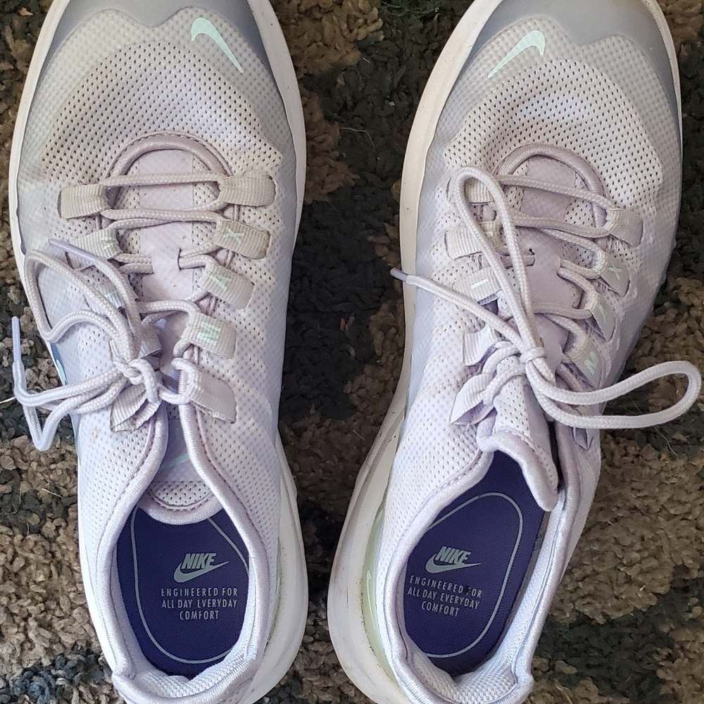 Nike Women's 8
